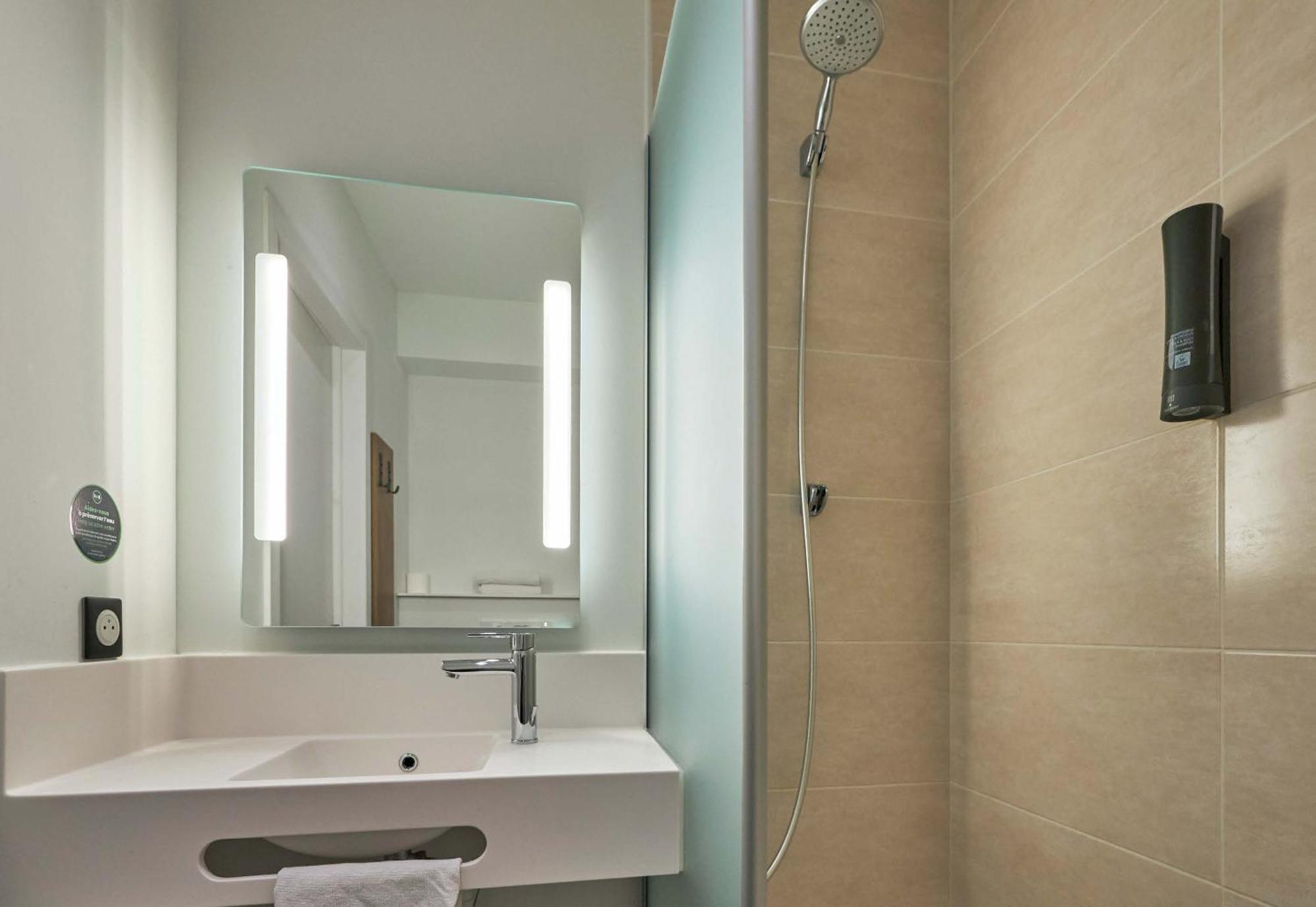 B&B Hotel Ouistreham Zewnętrze zdjęcie